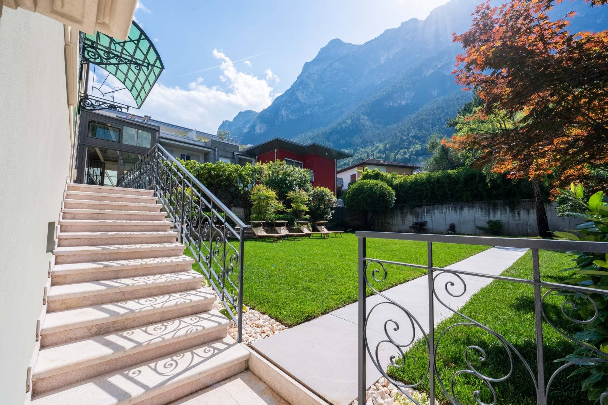 Die Außentreppe zum Garten