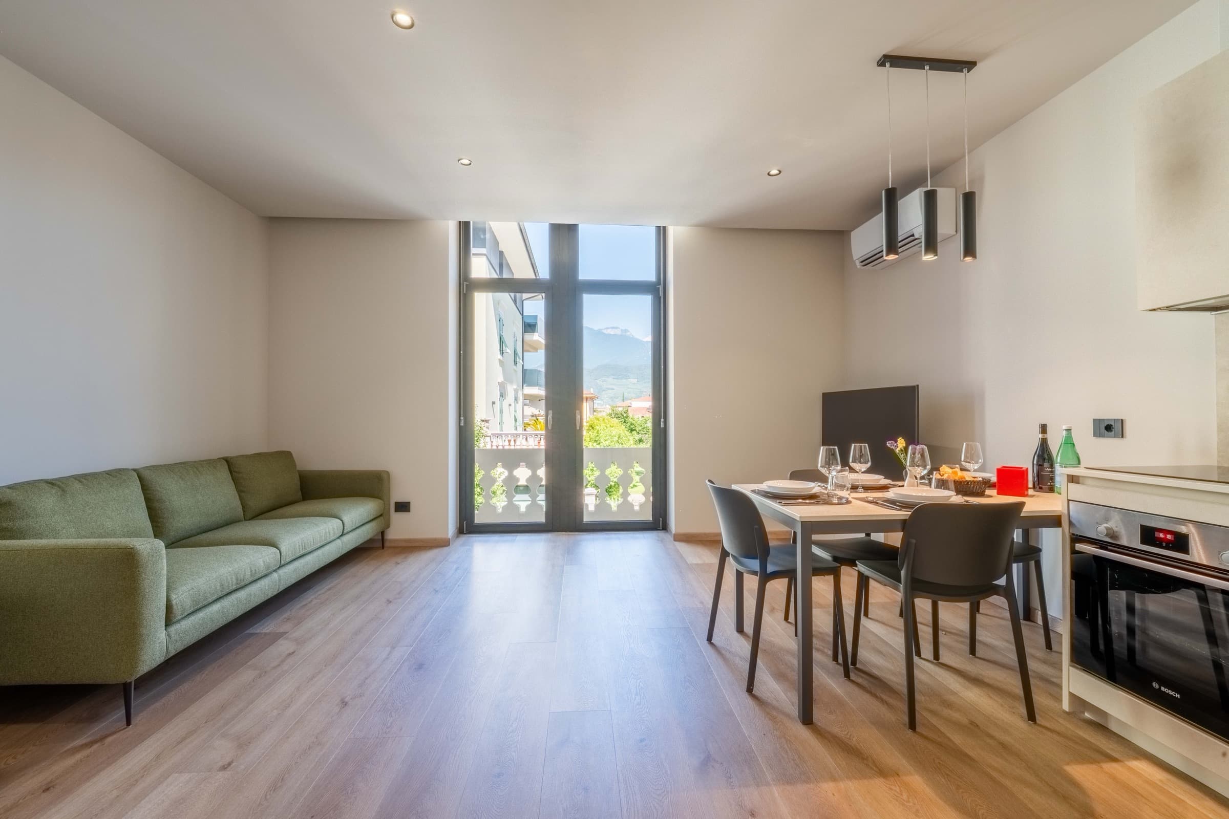 Iris — Riva Centre Suites
